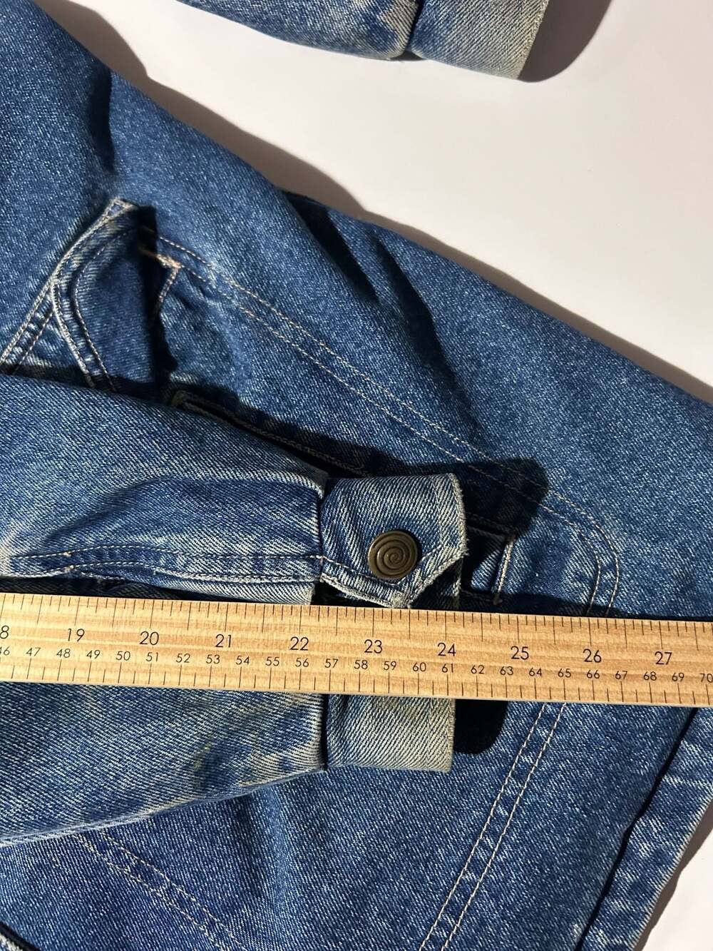 90s Vintage Only Denim Denim Chore Barn Jacket with Plaid Lining - Picture 9 of 12